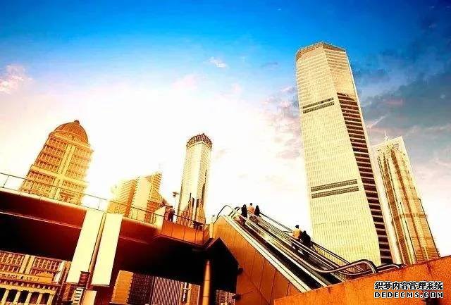 經(jīng)濟(jì)“內(nèi)循環(huán)”來了！是該存錢還是買房？專家“八個字”回應(yīng)！