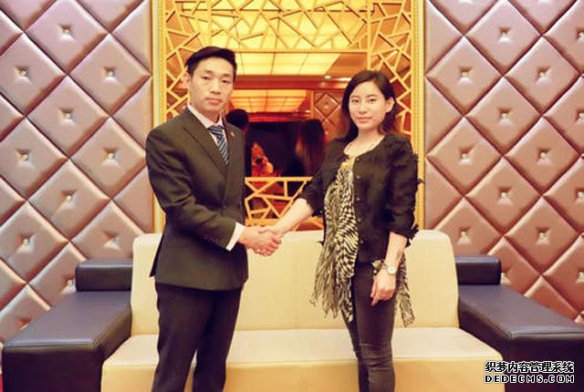 爆雷悲??！1200萬人貪戀返利，電商大佬卷跑260億